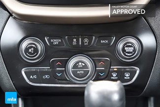 2015 Jeep Cherokee - Thumbnail
